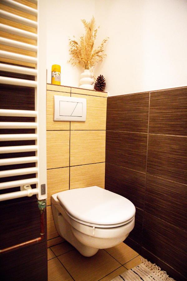 Apartment Fox Острава Экстерьер фото